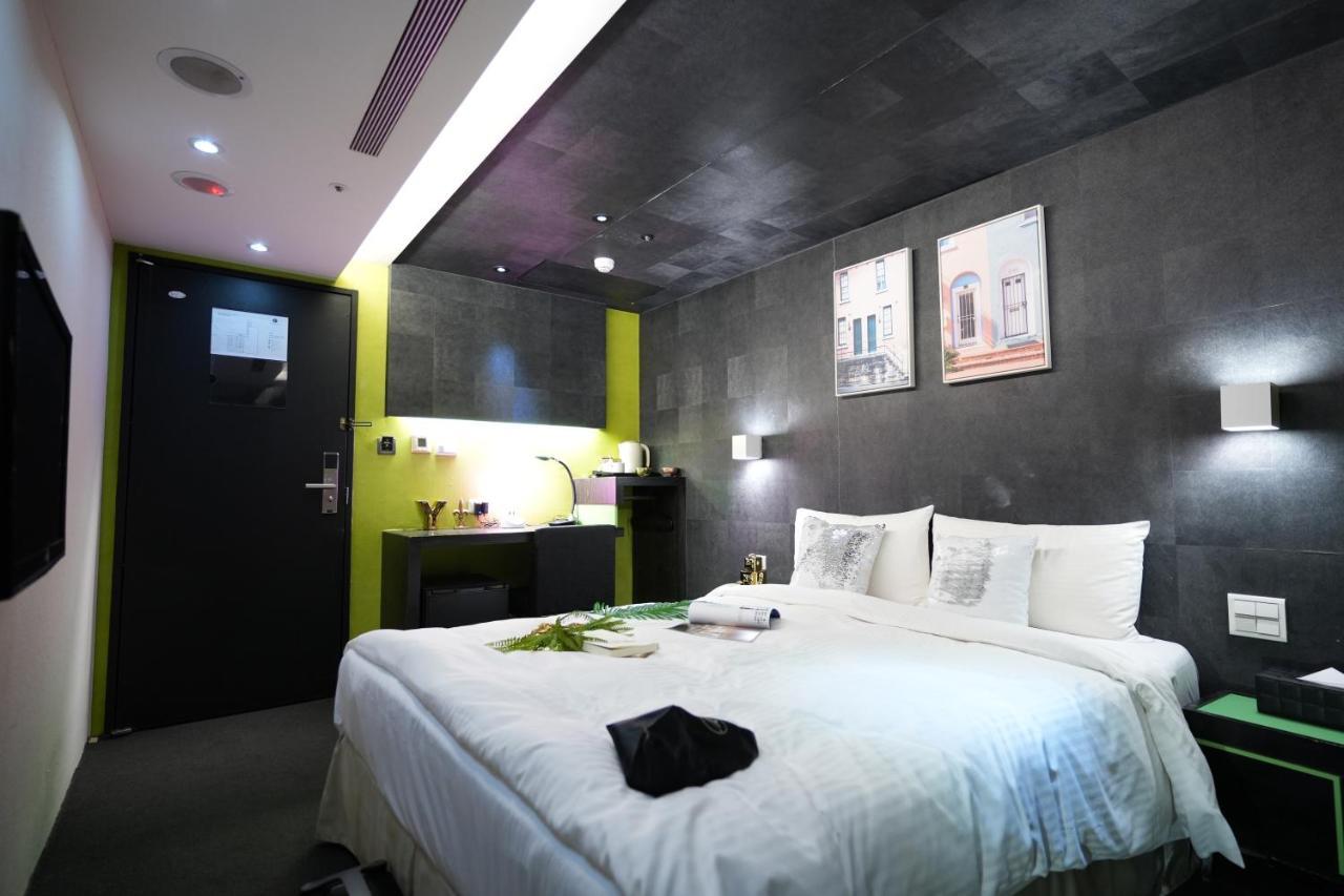 Myhotels 14 The Top One Taipei Esterno foto